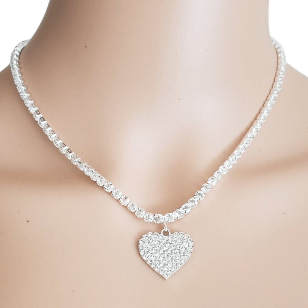 So in love Heart Necklace